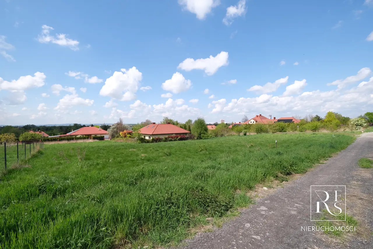 Działka pod budowę domu przy ul. Powstańców Listopadowych w Rzeszowie!