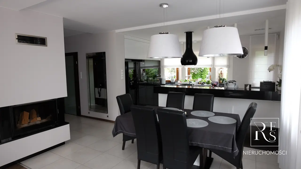  Funkcjonalny dom jednorodzinny, 170m2, 10a!!