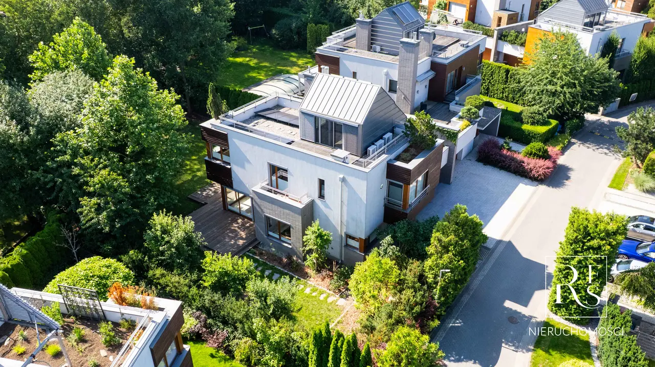 DOM W WILANOWIE | DZIAŁKA 1050 M² | WYSOKI STANDARD | ZAMKNIĘTE OSIEDLE