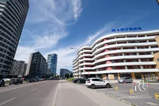 19 m²; Centrum miasta; Parter, Wejście z chodnika !!! - zdjęcie 1